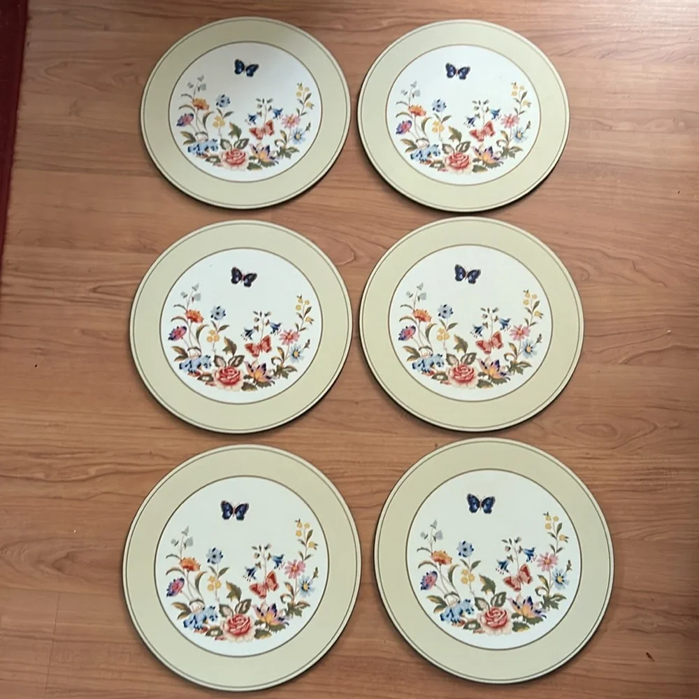 Vintage 80’s Aynsley Cottage Garden Round Placemats